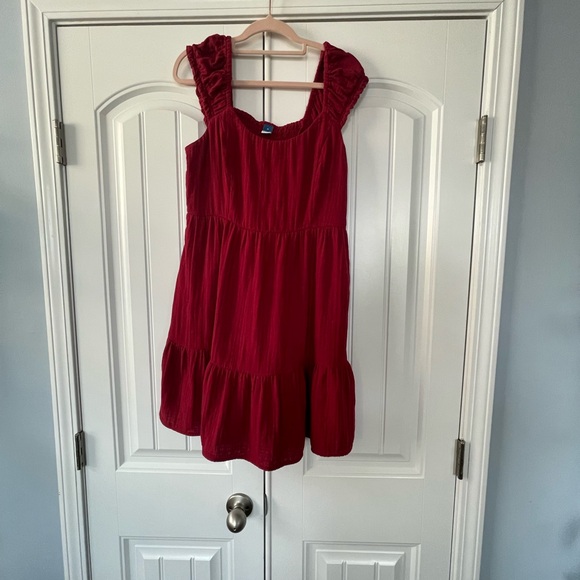 Old Navy Dresses & Skirts - Old Navy Sleeveless Red Dress